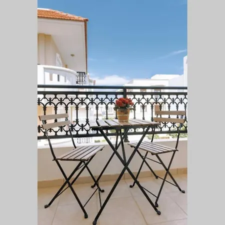 Appartamento Aloe, Cozy Apt Garden View, 5' Away